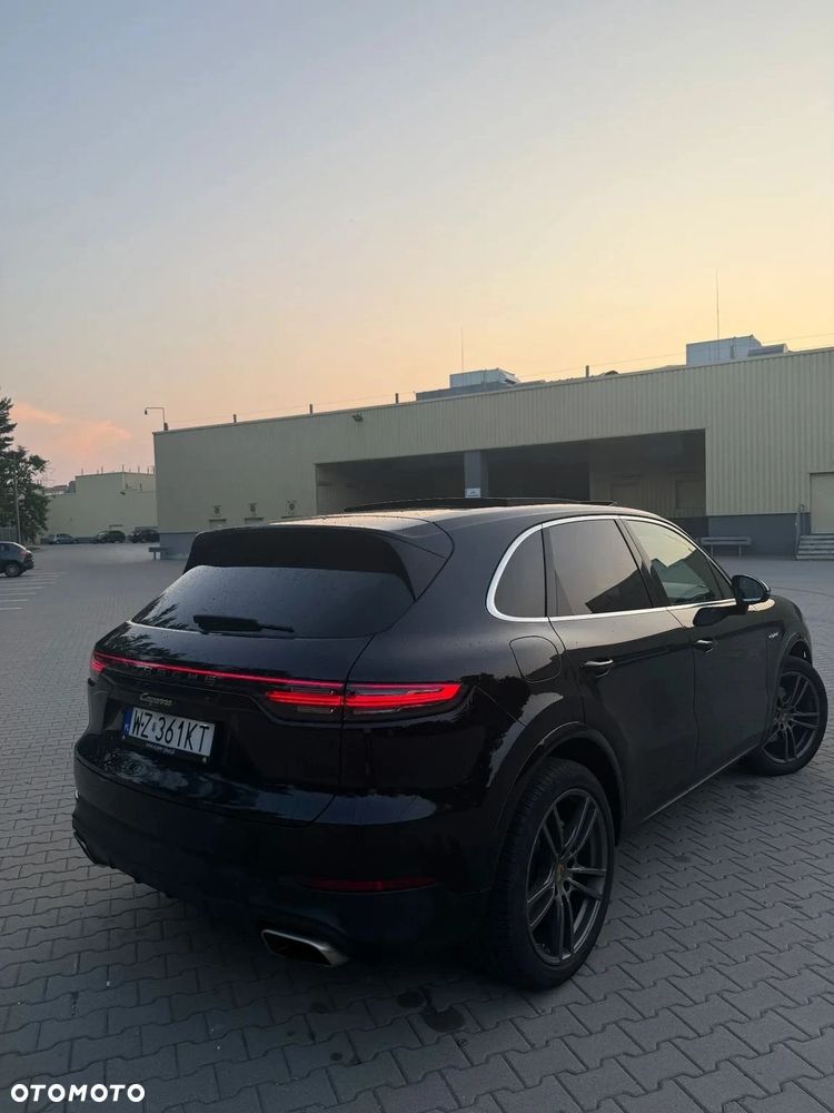 Porsche Cayenne - 9