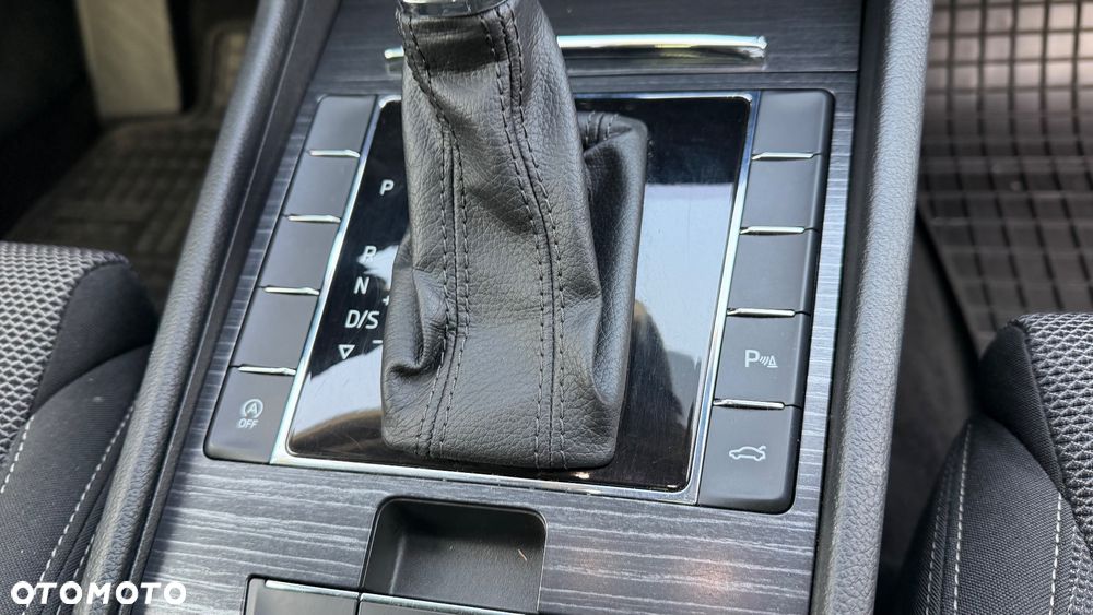 Skoda Superb 2.0 TDI Style DSG7 - 21