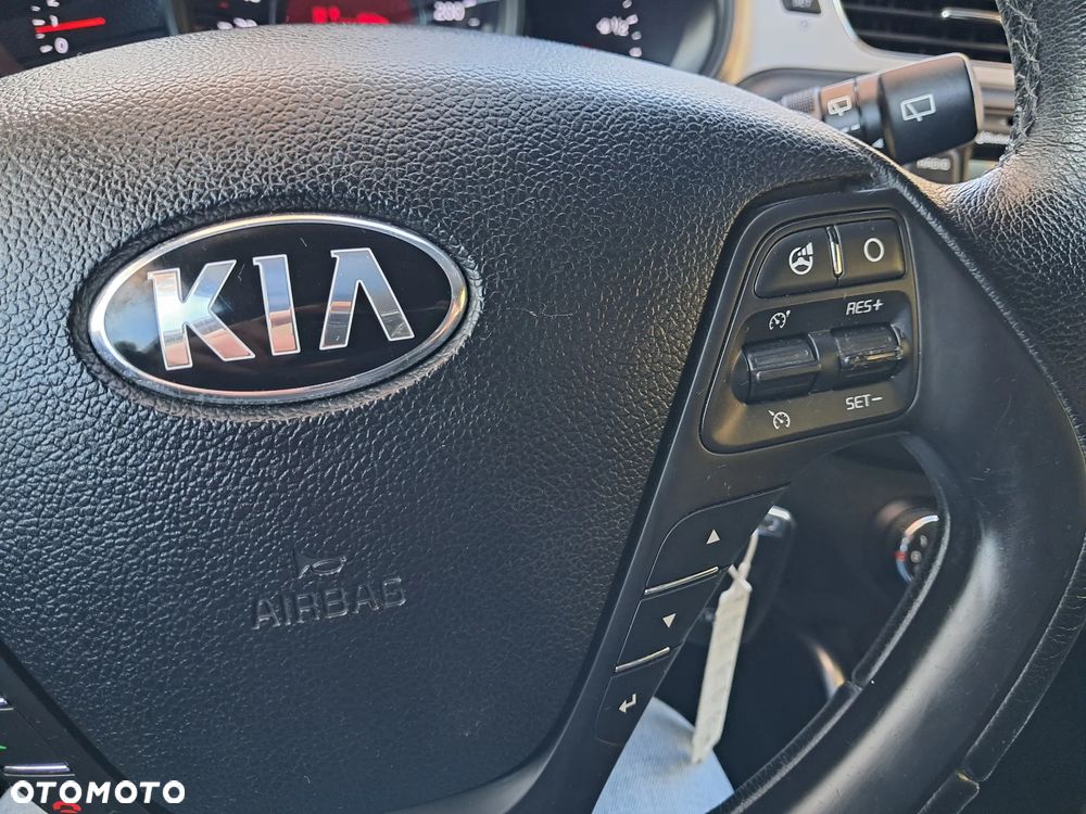 Kia Ceed Cee'd 1.6 GDI Business Line - 23