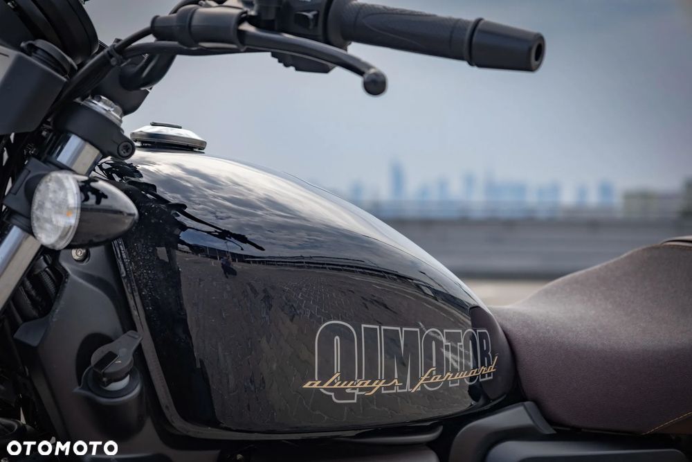 QJMOTOR SRV 125 - 28