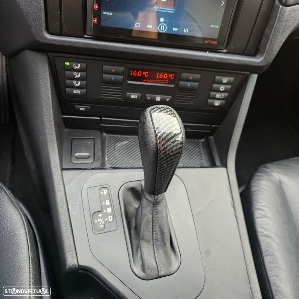 BMW 530 dA Touring - 23