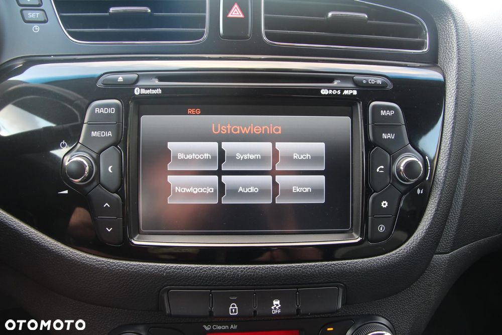 Kia Ceed 1.6 CRDi XL - 22