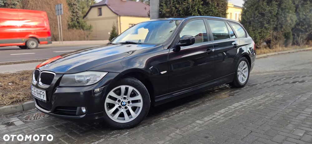 BMW Seria 3 318d DPF Edition Exclusive - 4