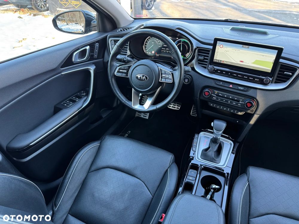 Kia Ceed 1.6 GDI PHEV Business Line DCT - 25