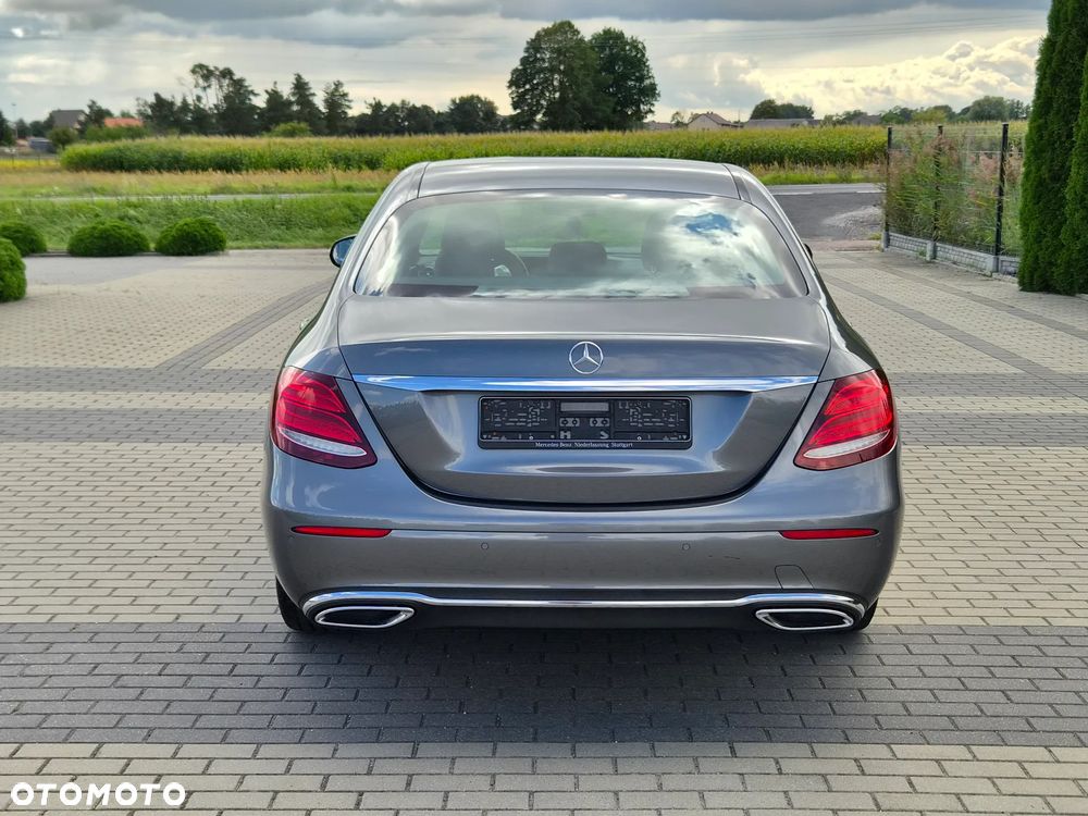 Mercedes-Benz Klasa E 220 d 9G-TRONIC Avantgarde - 6