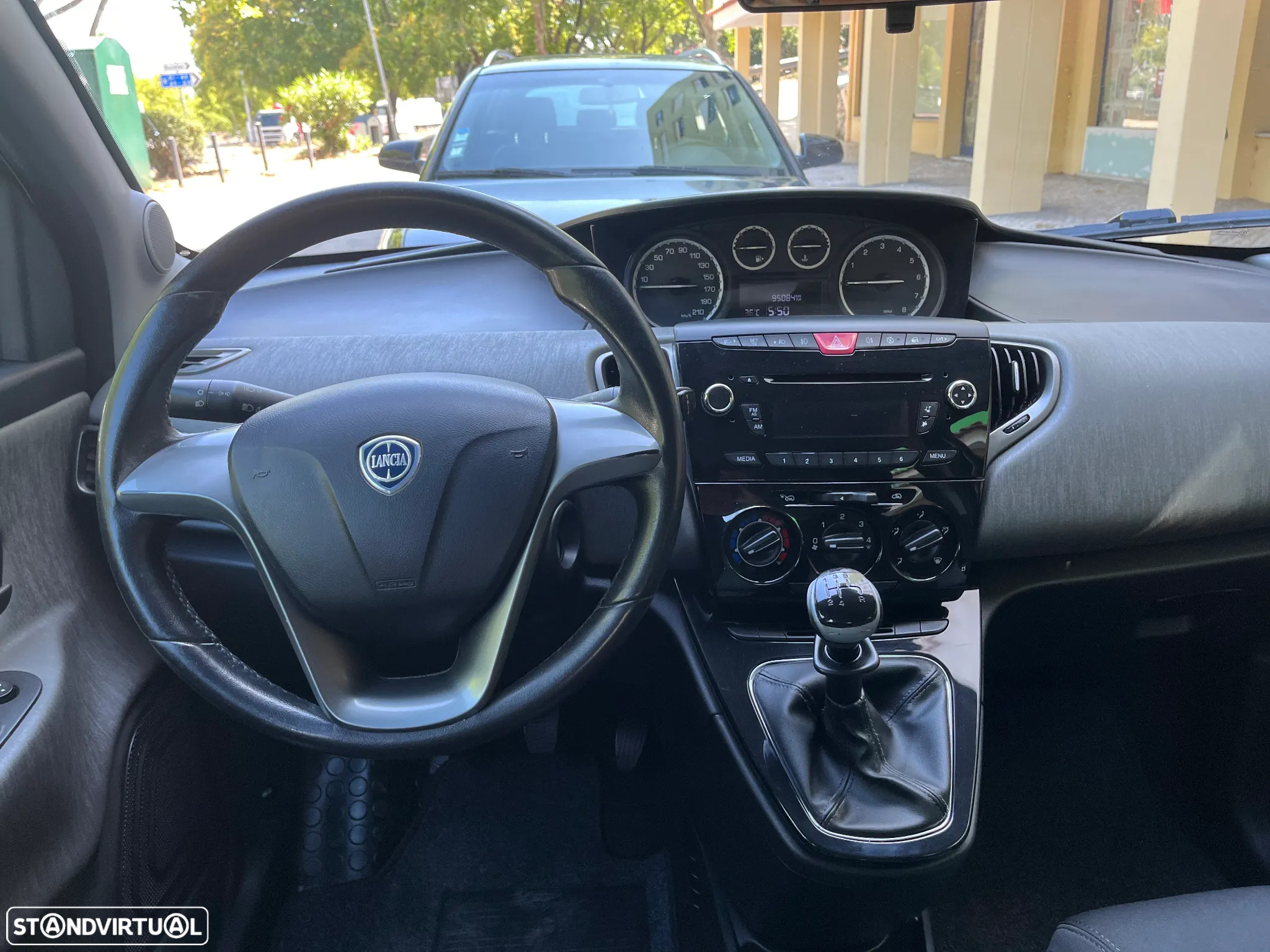 Lancia Ypsilon 1.2 S&S Silver - 5