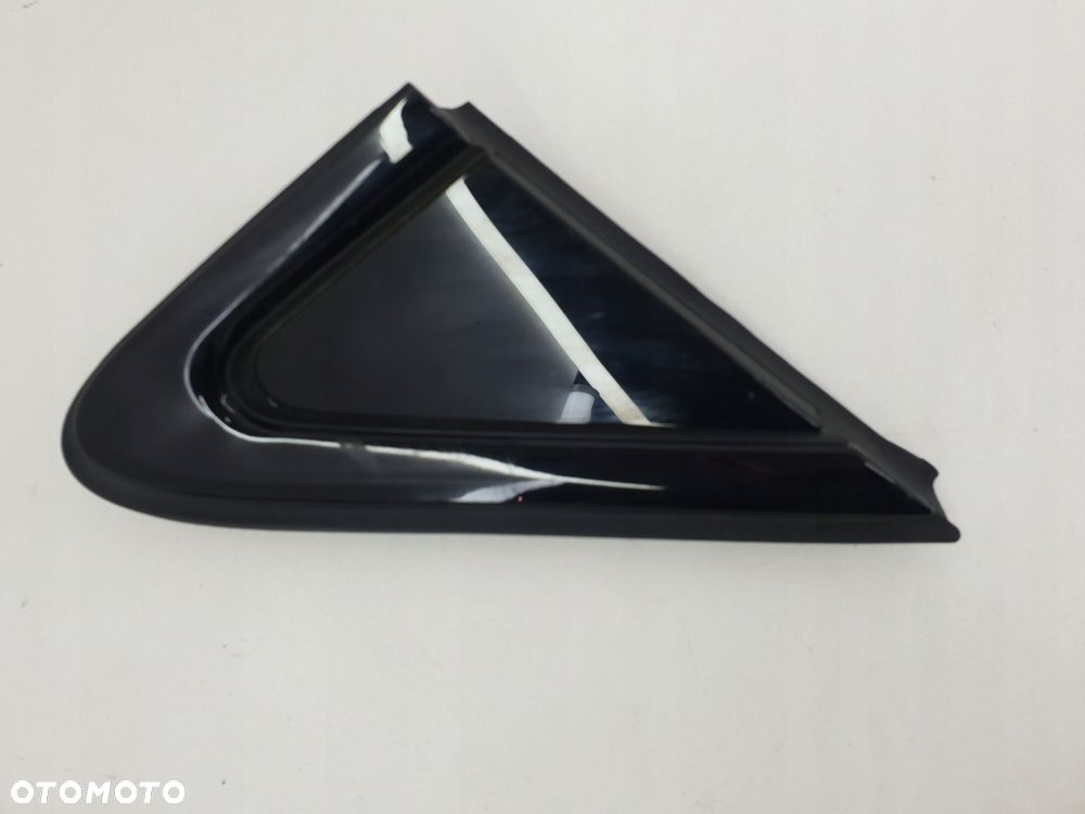 bmw 2 u06 trÓjkĄt bŁotnika prawy 9498766