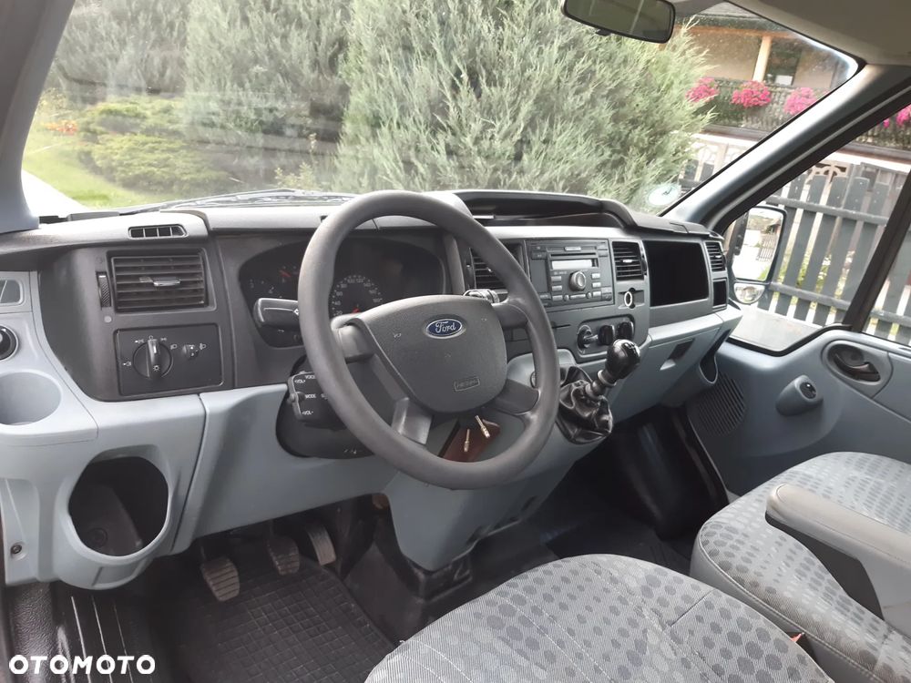 Ford Transit - 15