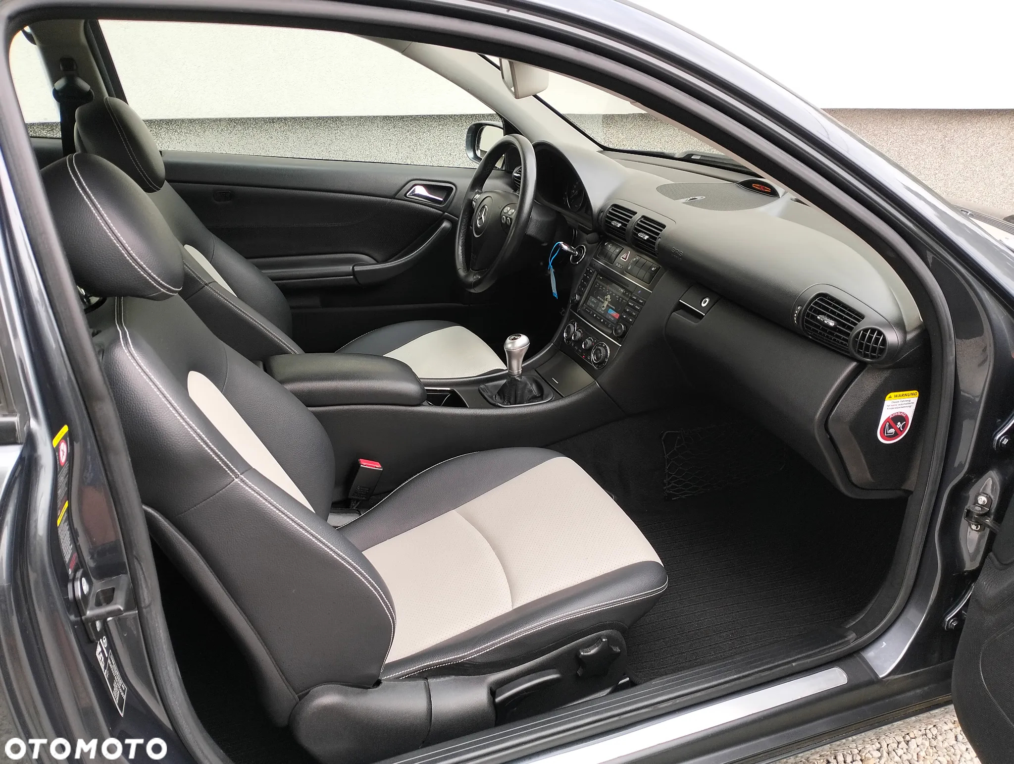 Mercedes-Benz Klasa C 180 Kompressor Sportcoupe Sport Edition - 10