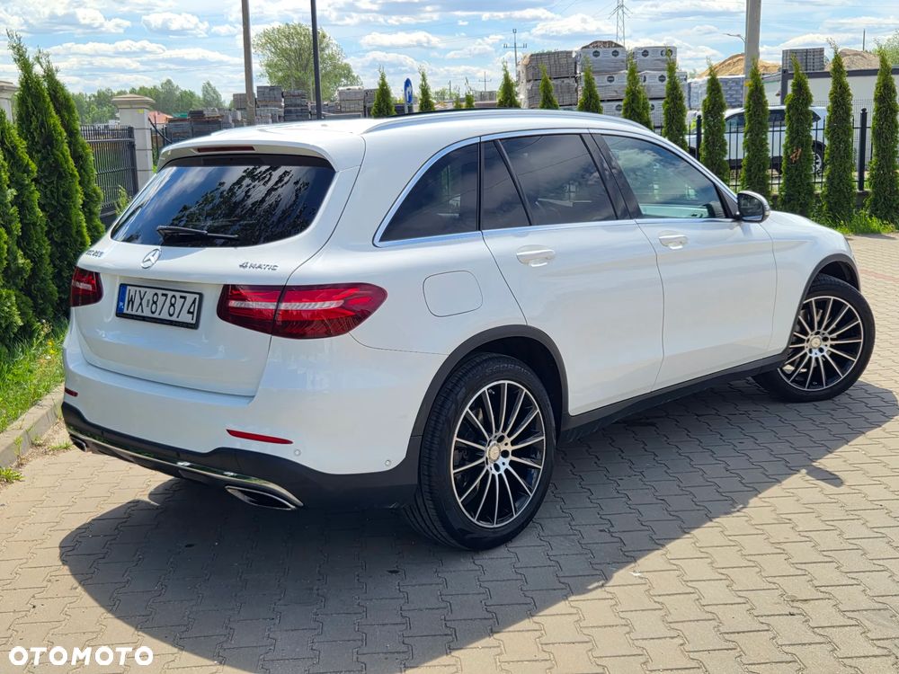 Mercedes-Benz GLC 250 4Matic 9G-TRONIC AMG Line - 4
