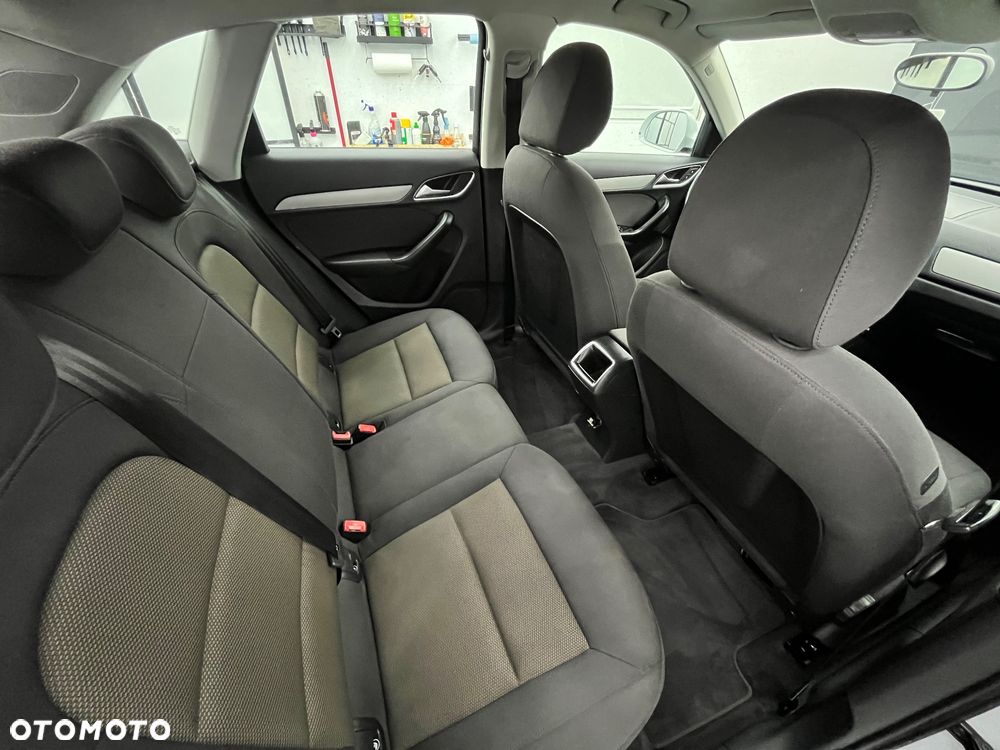 Audi Q3 - 23