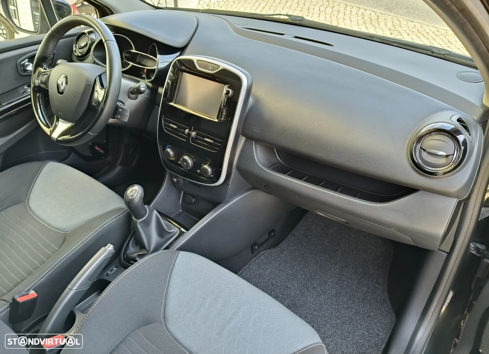 Renault Clio Sport Tourer 1.5 dCi Dynamique S - 14