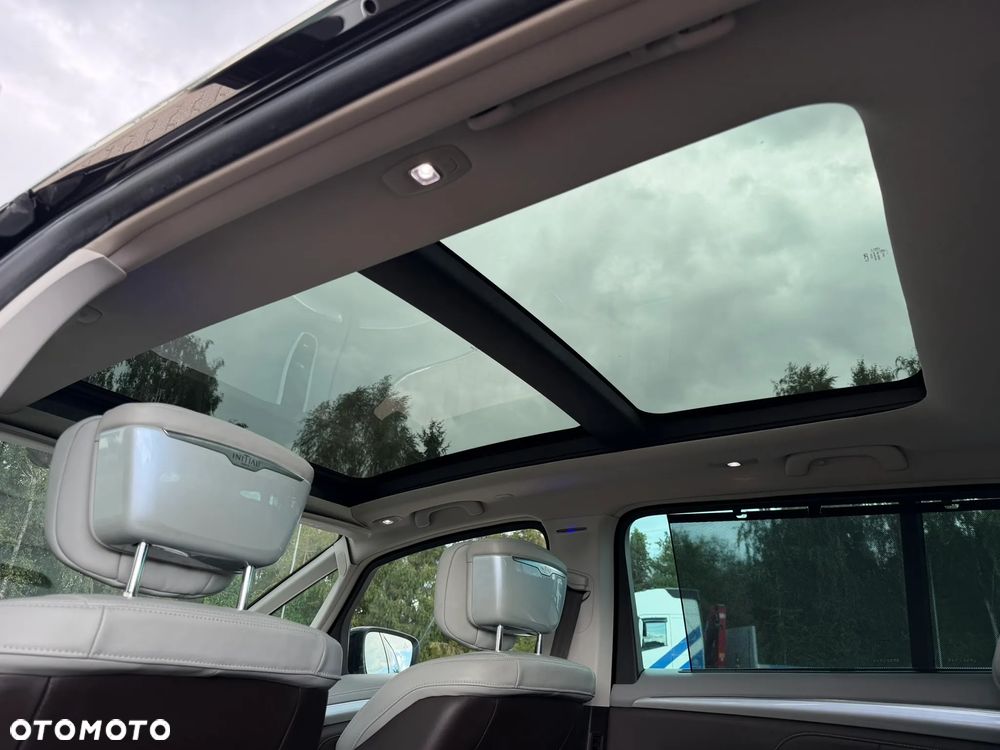 Renault Espace 1.6 dCi Energy Initiale Paris EDC 7os - 29