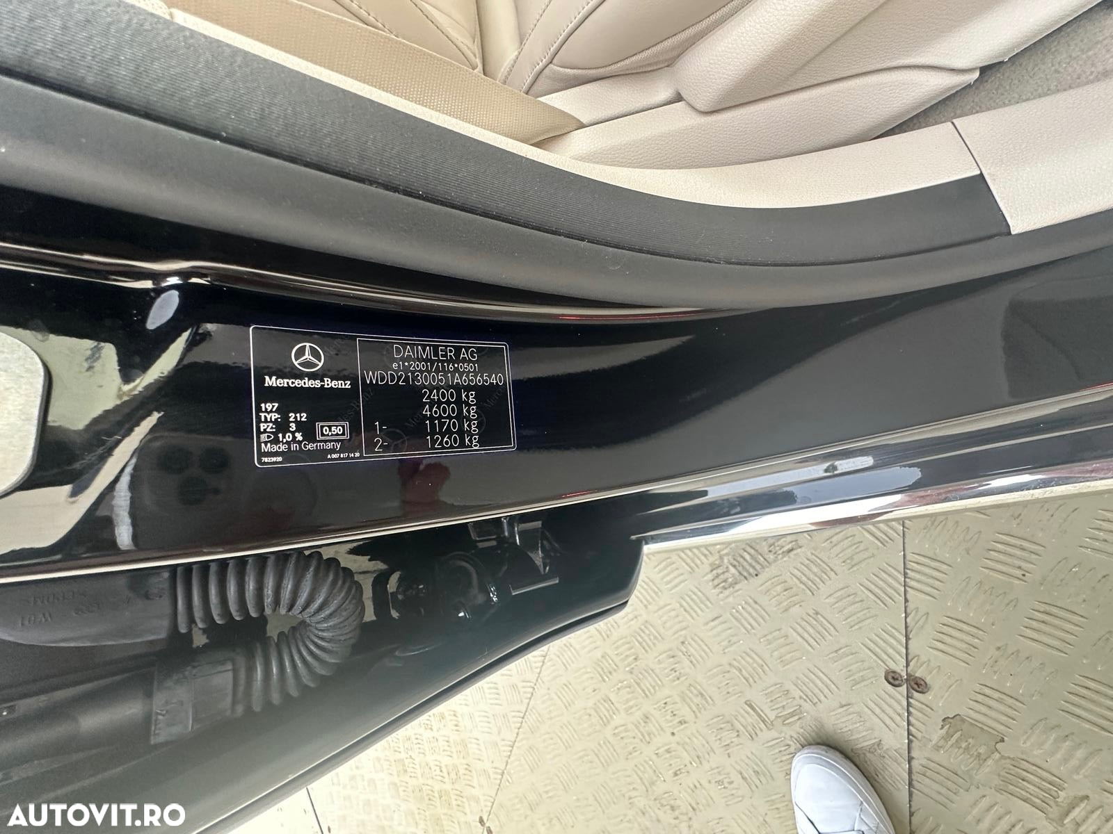 Mercedes-Benz E 220 d 4Matic T 9G-TRONIC Exclusive - 40