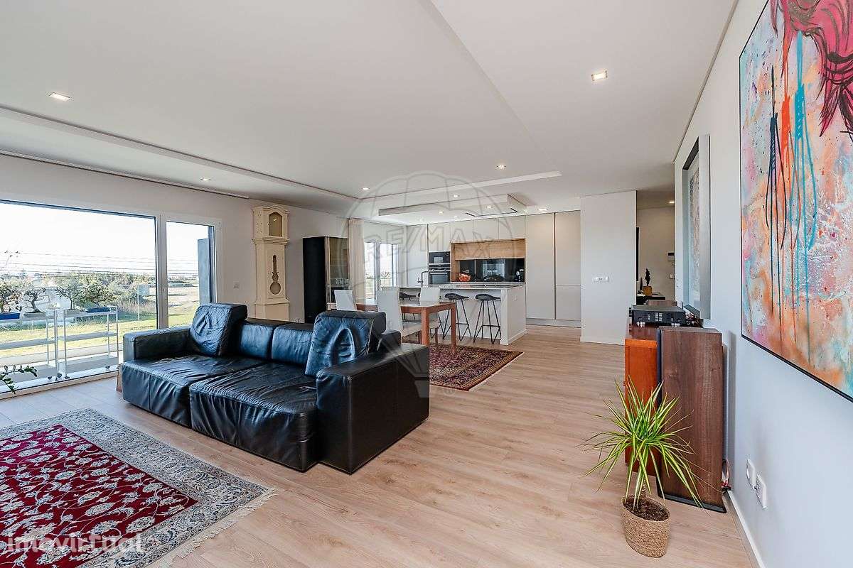 Apartamento T3 para arrendamento - Grande imagem: 4/45