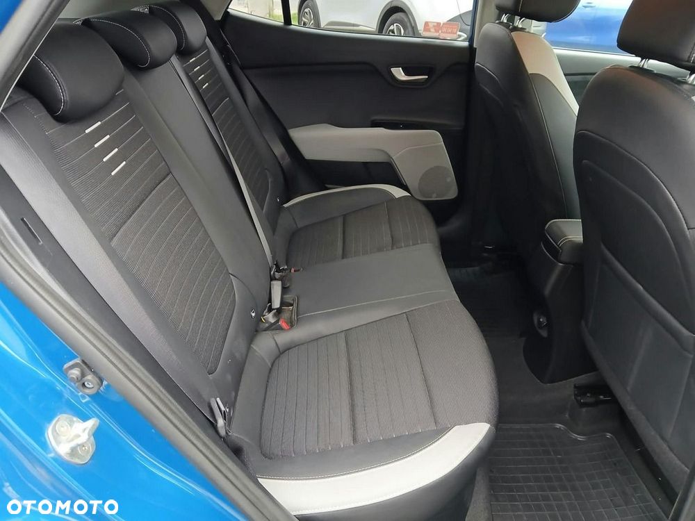 Kia Stonic - 15