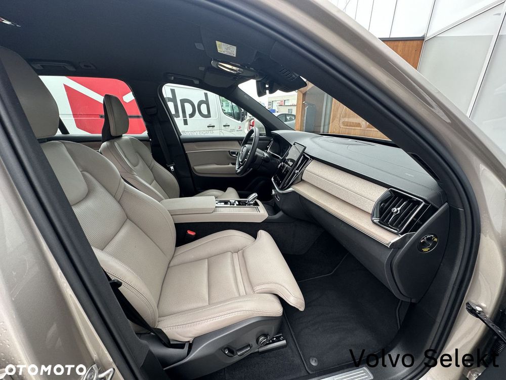 Volvo XC 90 - 30