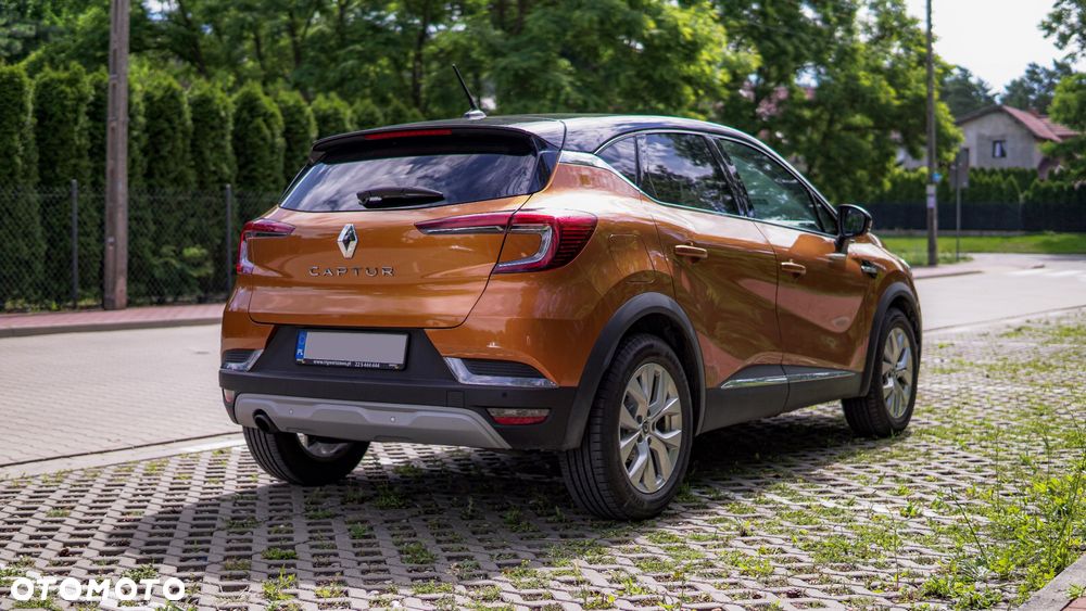 Renault Captur ver-1-0-tce-intens - 2