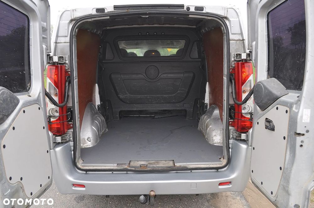 Peugeot Expert - 13
