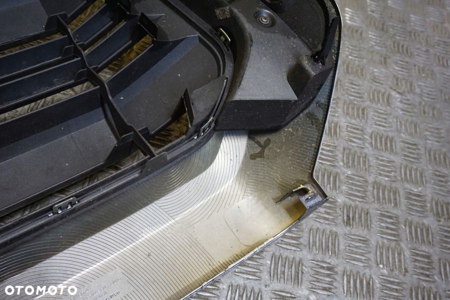TOYOTA TUNDRA 2014 - 2017 Atrapa Przód Grill Chrom USA - 12