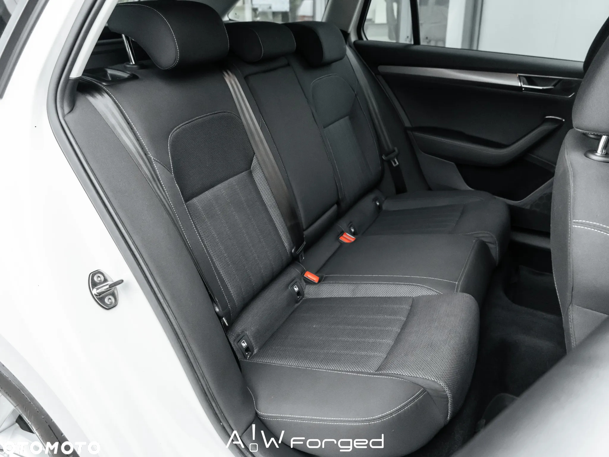 Skoda Superb 2.0 TDI SCR 4x4 Style DSG - 33