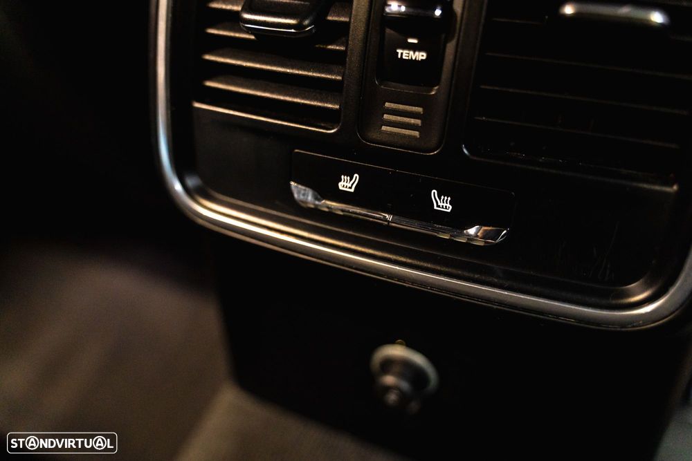 Porsche Macan S - 10