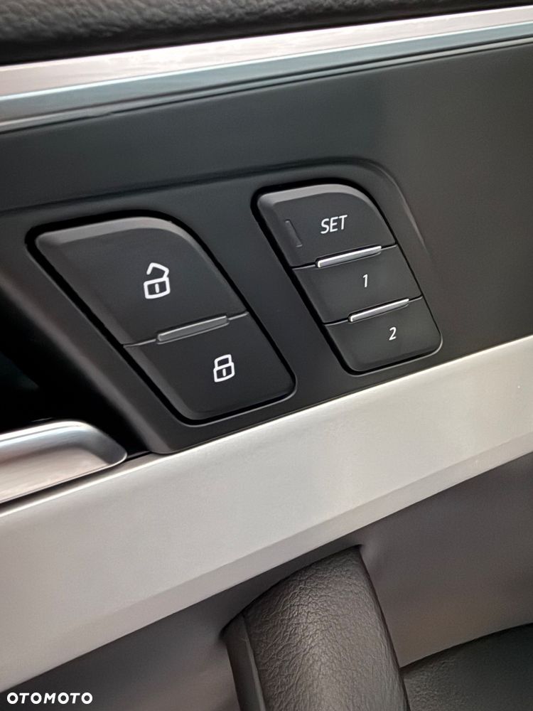 Audi A4 Limousine 45 TFSI quattro S tronic advanced - 28