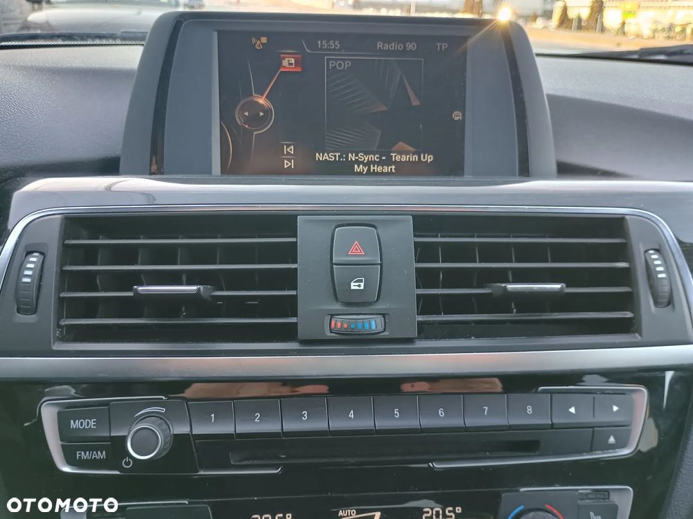 BMW Seria 3 328i xDrive Sport-Aut - 12