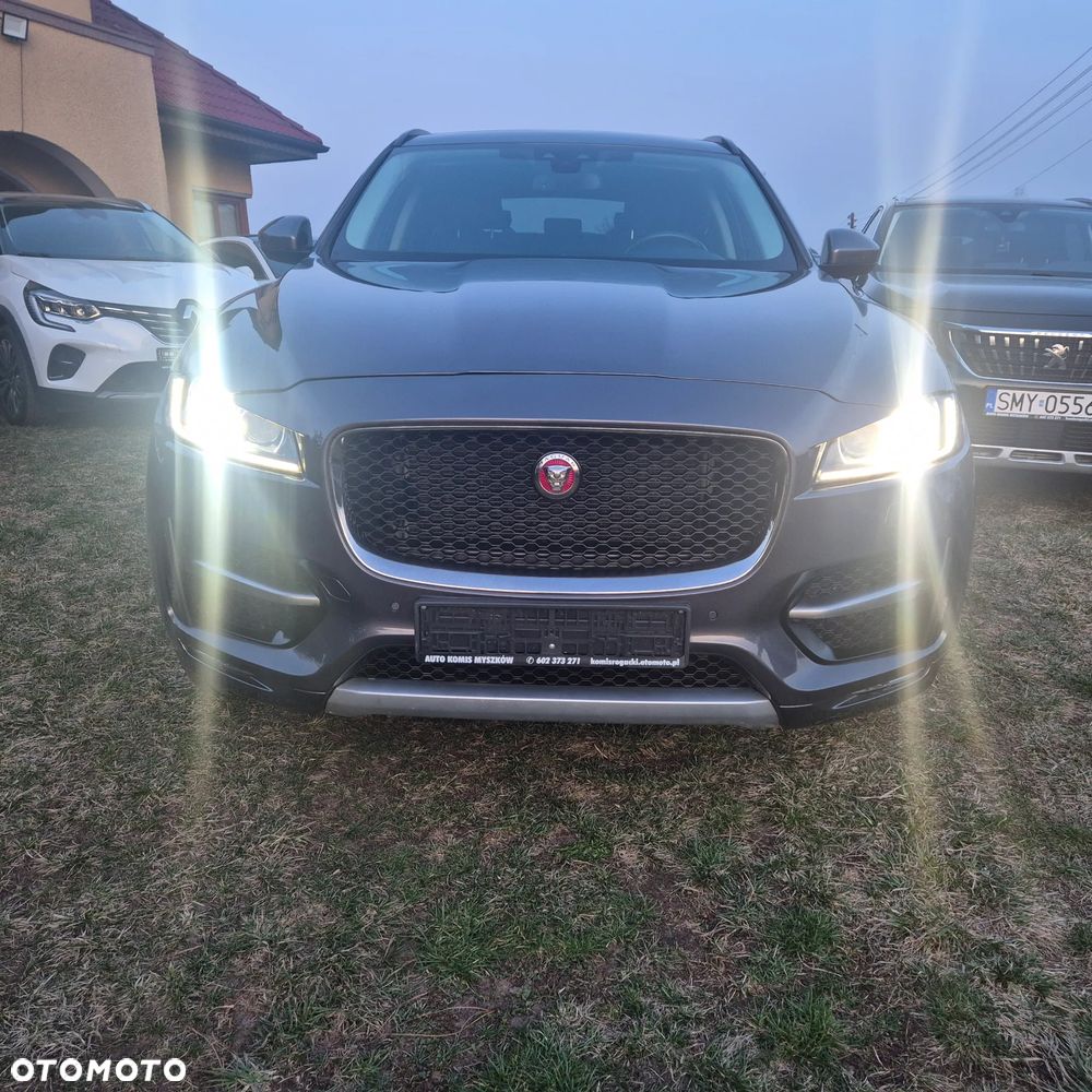 Jaguar F-Pace 2.0 i4D AWD R-Sport - 34