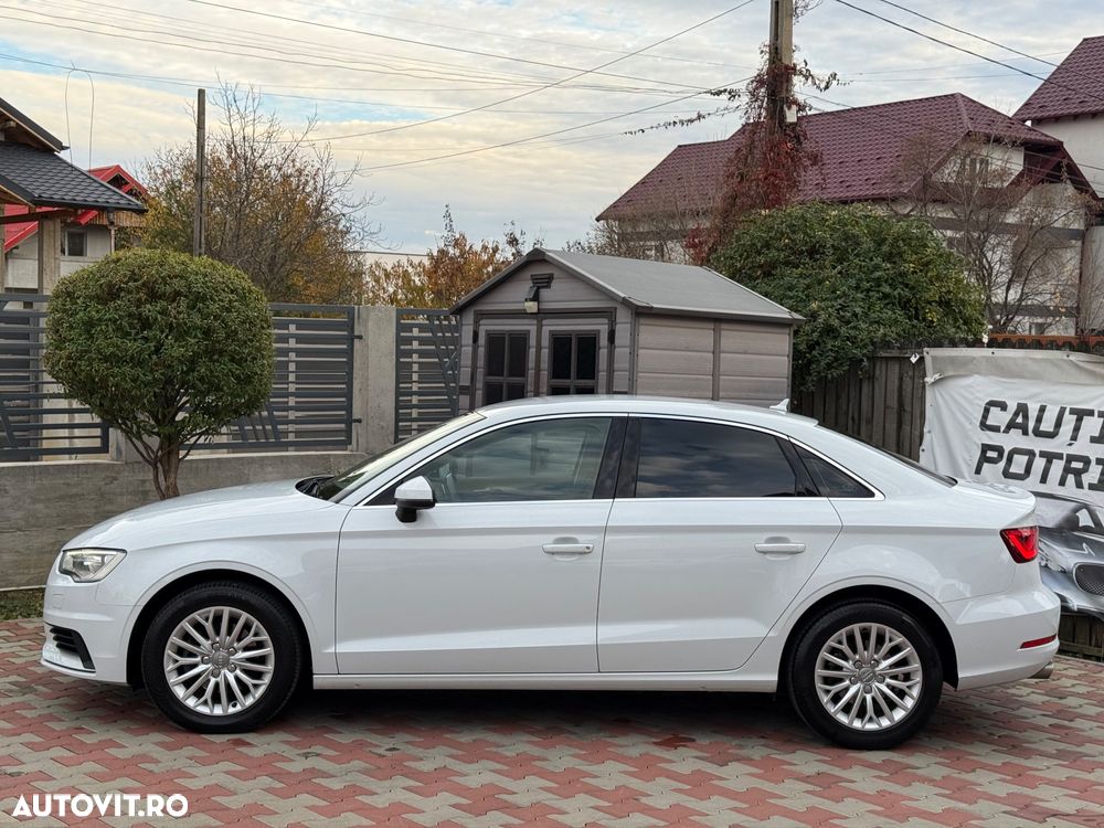 Audi A3 2.0 TDI Sportback Ambiente - 26