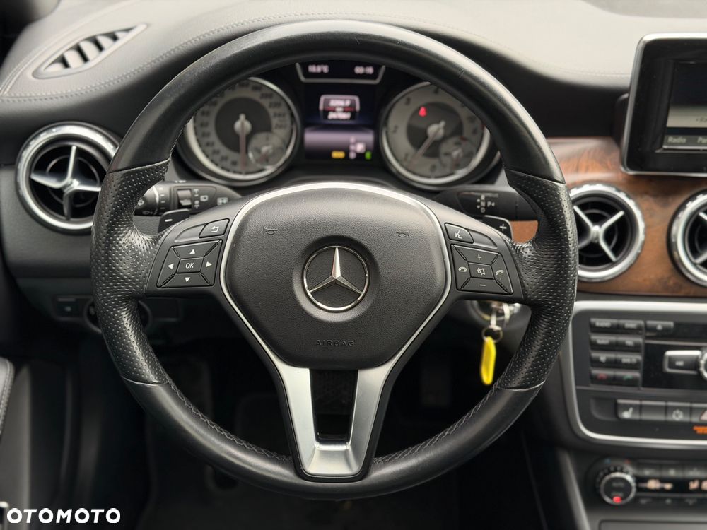 Mercedes-Benz GLA 220 CDI 7G-DCT StreetStyle - 15