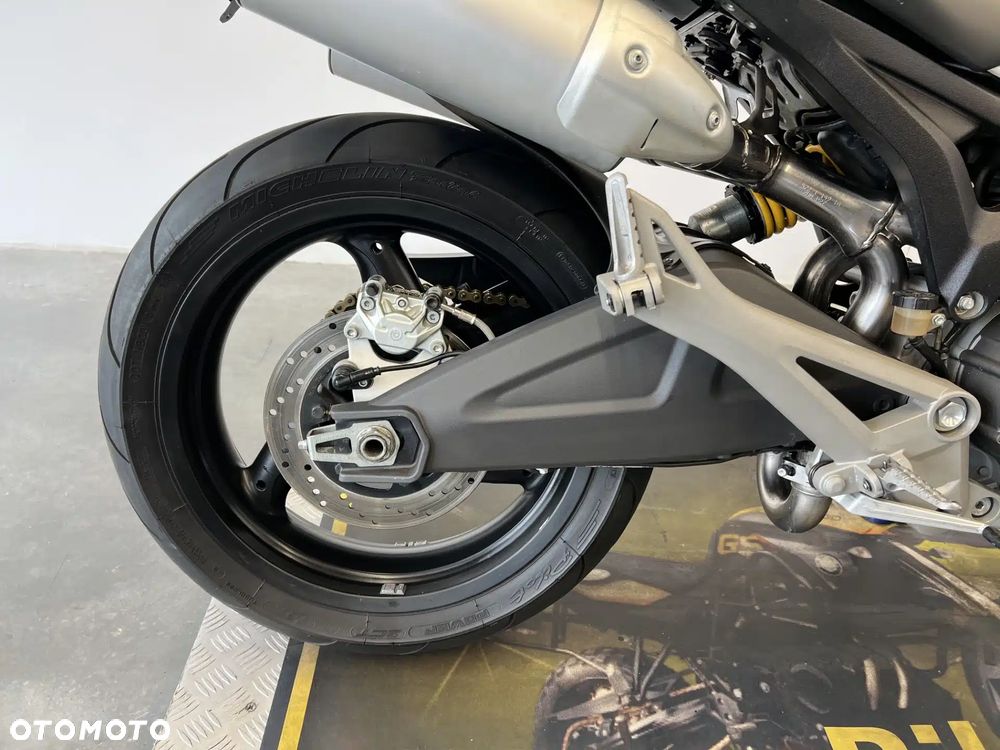 Ducati Monster - 29