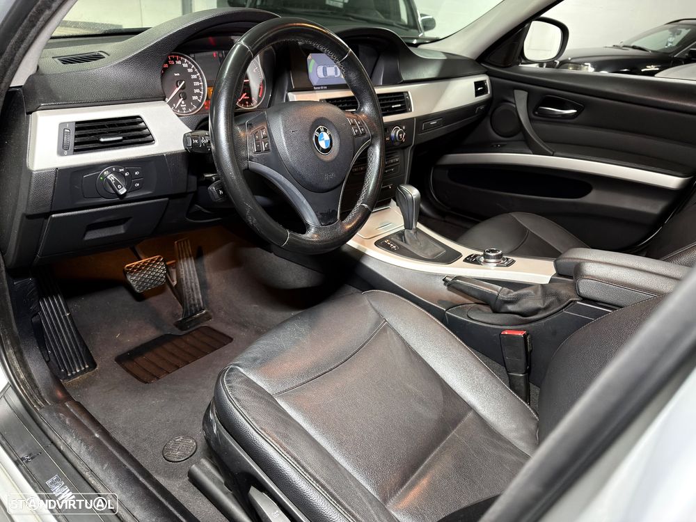 BMW 320 d Navi. Sport Auto - 15