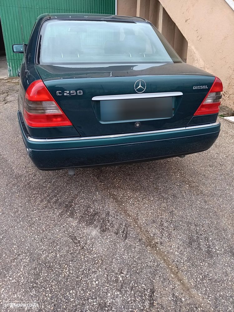 Mercedes-Benz C 250 D Elegance - 5