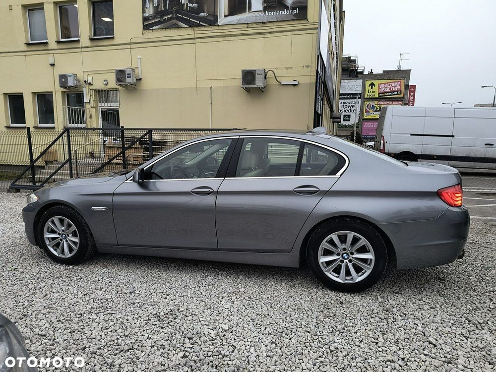 BMW Seria 5 520d - 28