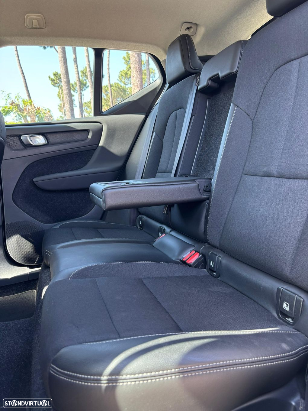 Volvo XC 40 1.5 T3 Momentum Plus Geartronic - 17