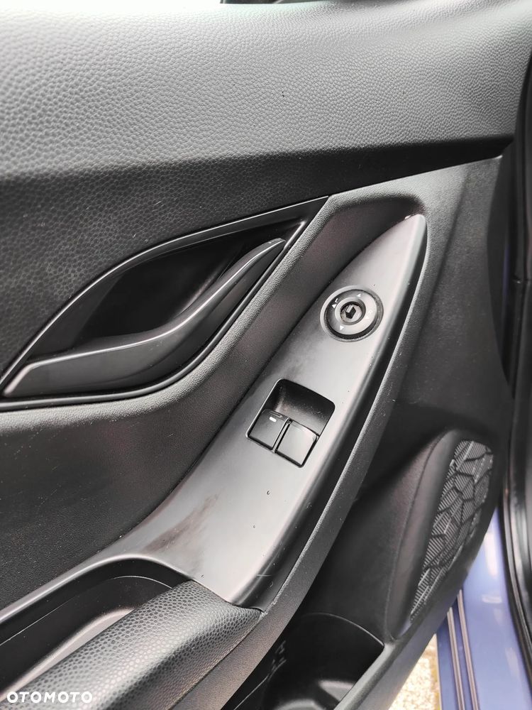 Hyundai ix20 1.4 Comfort - 16