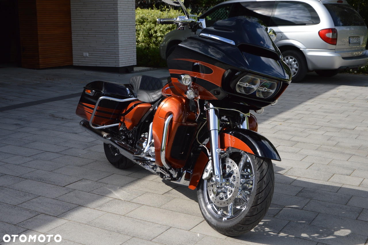 Harley-Davidson Touring Road Glide - 3