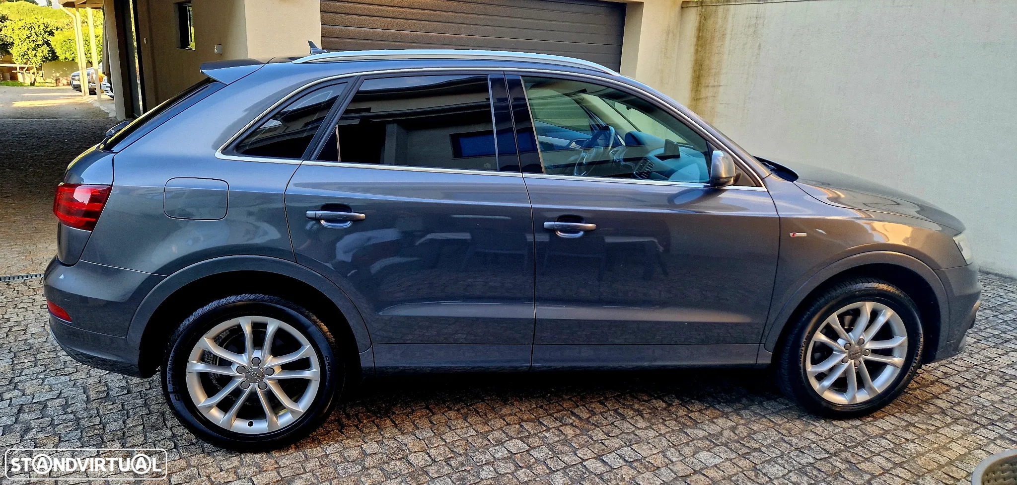 Audi Q3 2.0 TDI quattro Business Line S-line S-tronic - 14