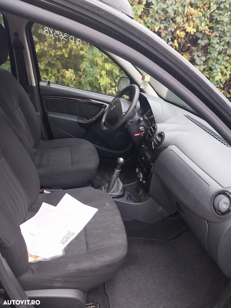 Dacia Duster 1.6 16V 4x2 Destination - 11