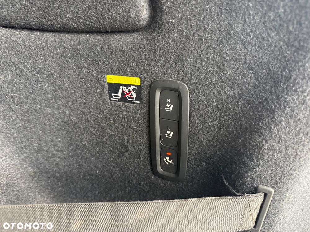 Volvo XC 40 D3 Inscription - 16