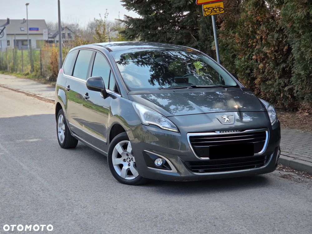 Peugeot 5008 HDI 115 Active - 1