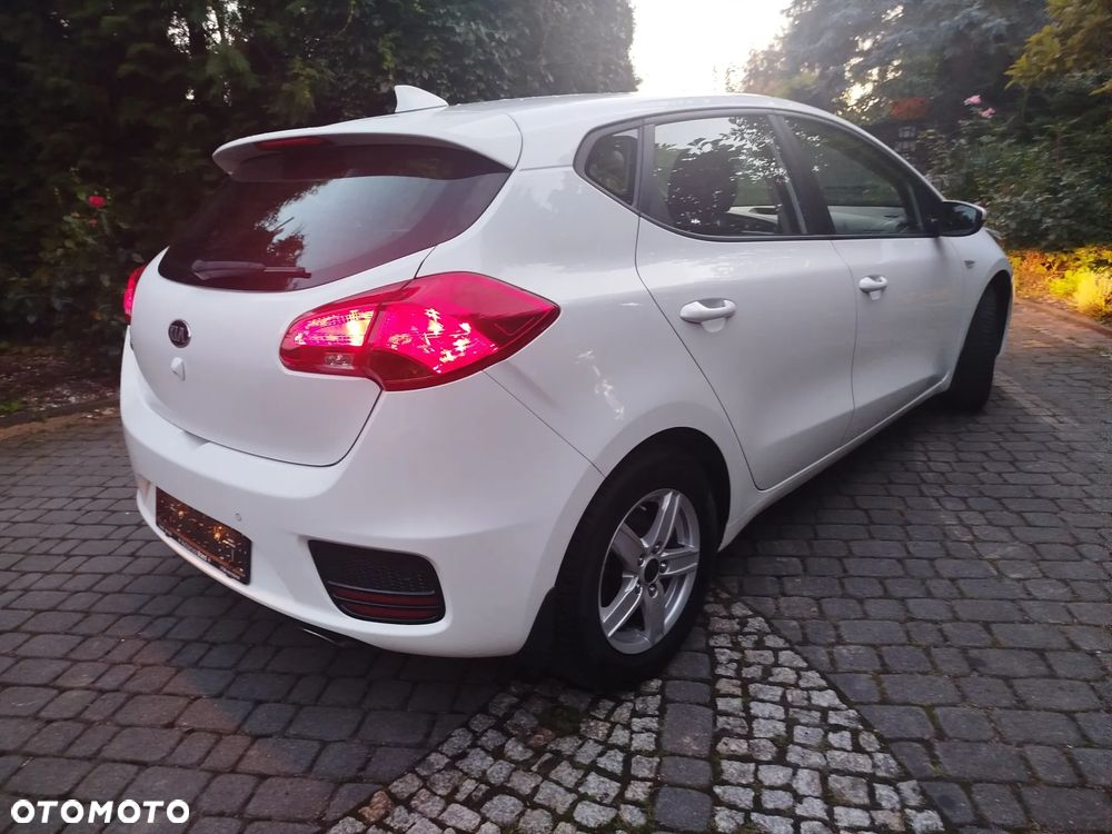 Kia Ceed - 5