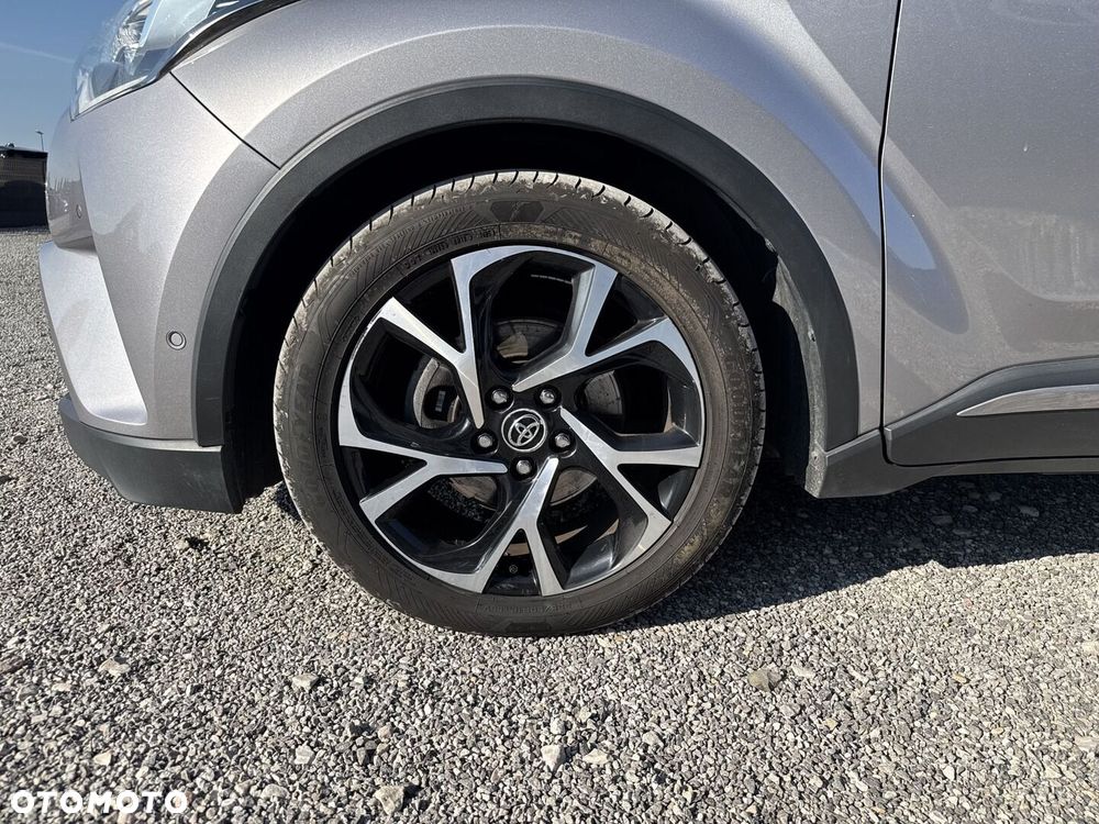 Toyota C-HR 1.8 Hybrid Dynamic - 18