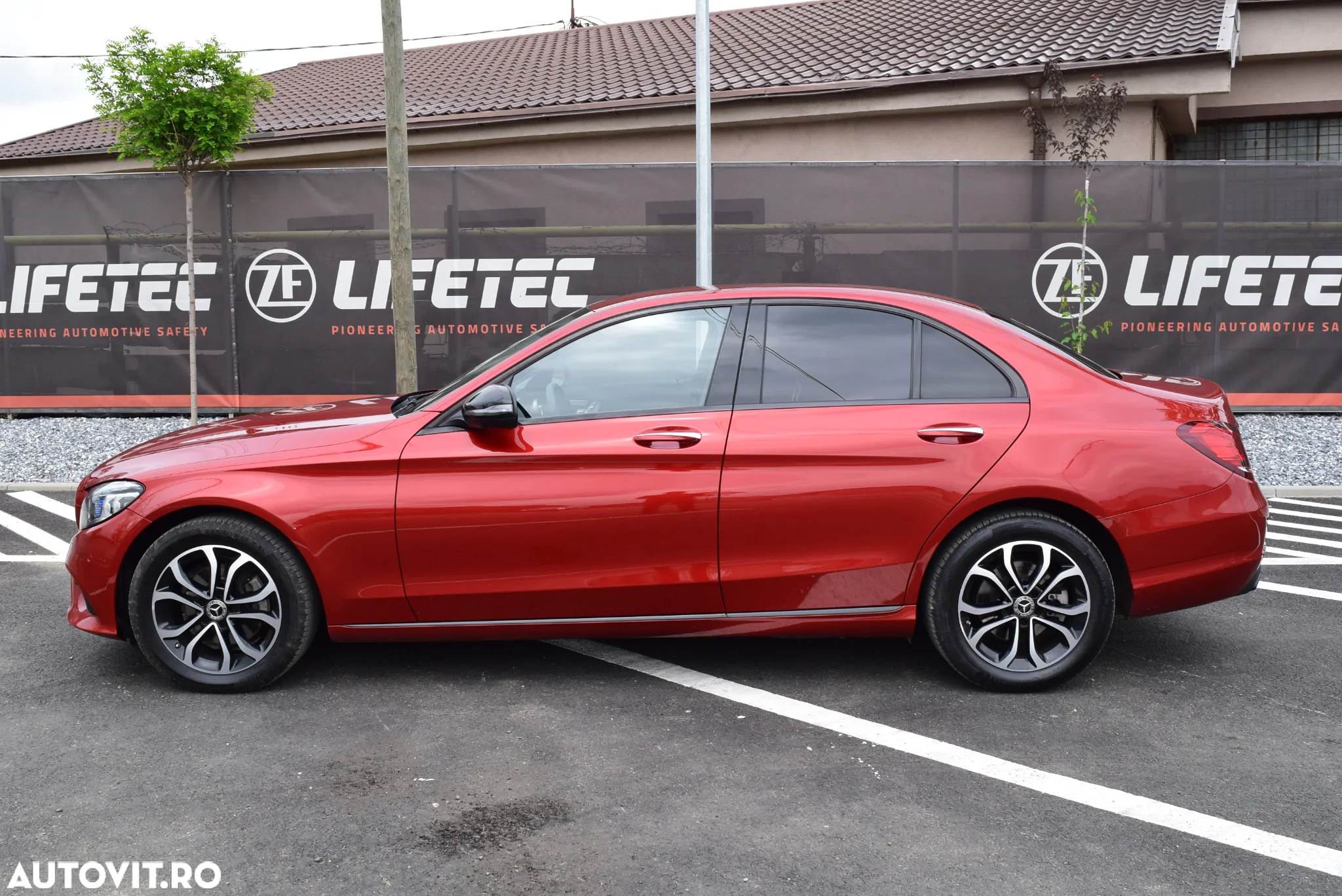 Mercedes-Benz C 220 d 9G-TRONIC Avantgarde - 2