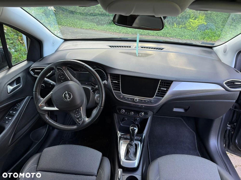 Opel Crossland X - 8