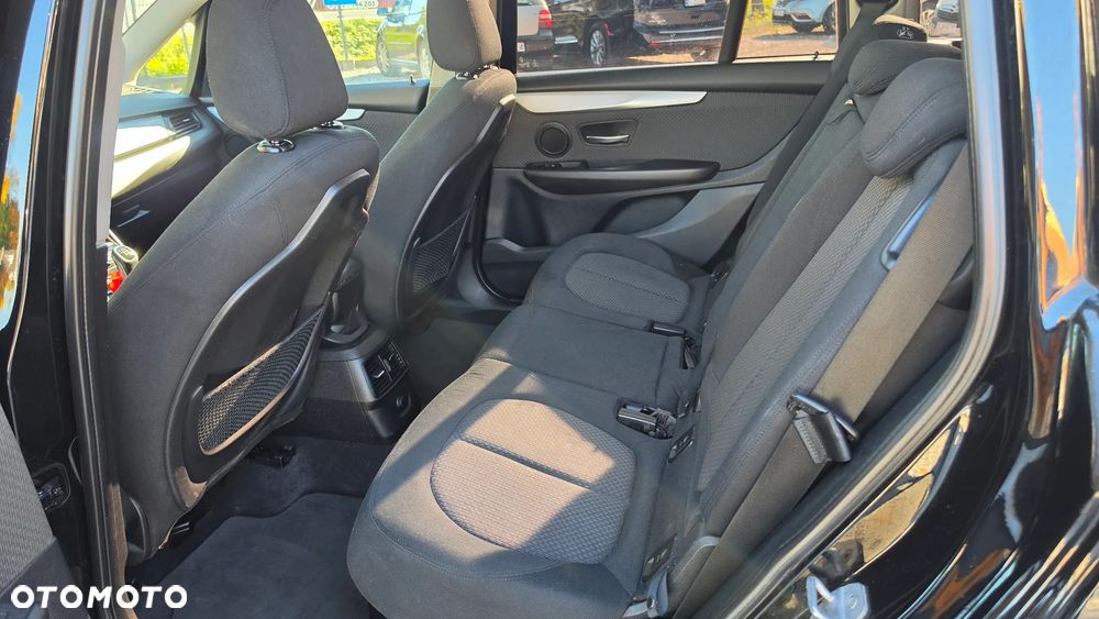 BMW Seria 2 - 16