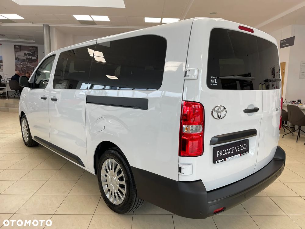 Toyota Proace Verso 2.2 D4-D Long Combi - 8