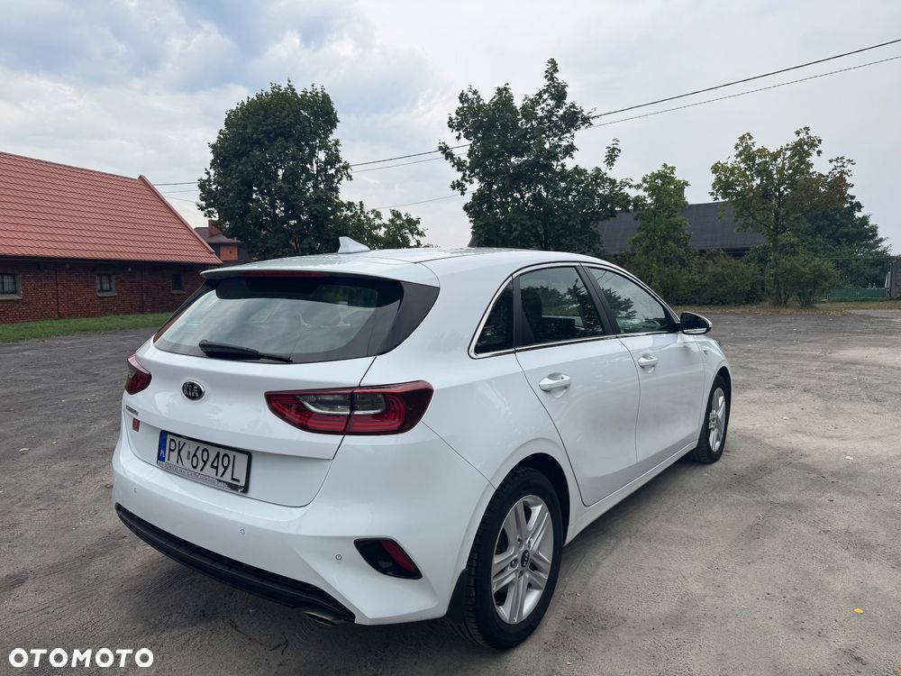Kia Ceed 1.5 T-GDI M DCT - 3