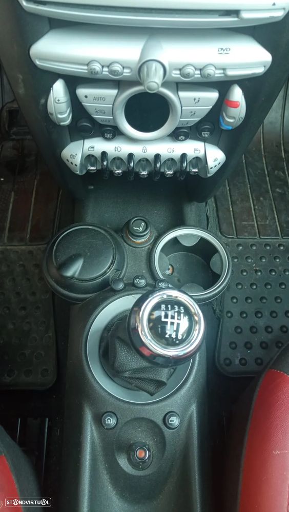 MINI 3 Portas Cooper D - 13